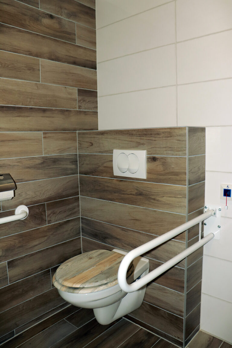Major Vendégház Hosszúhetény Hármashegy apartman akadálymentesített fürdő